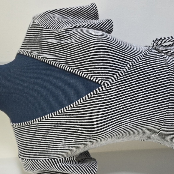 Anthropologie Caution to the wind Faux Wrap Striped Top - Picture 5 of 8